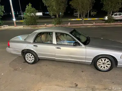 فورد فكتوريا 2003 0