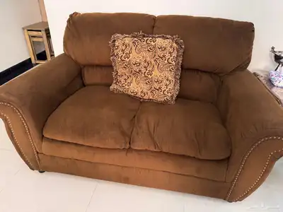 طقم كنب مع طاولات 6