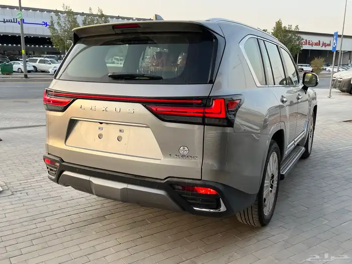 لكزس سعودي 2025.BB..LX600 عرض خاص 3