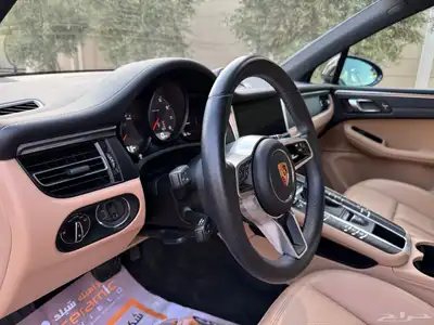 للبيع بورش مكان 2019 21