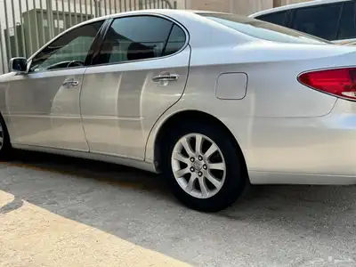 لكزس 2005 للبيع Es 8