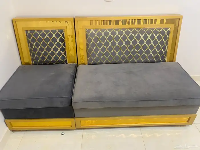 مجلس كنب شبه جديد 5