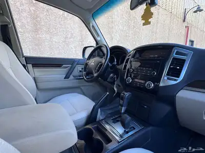 مستبيشي باجيرو GLS 2020 12