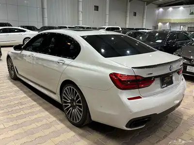 بي ام دبليو 730 موديل 2017 فل كامل 34