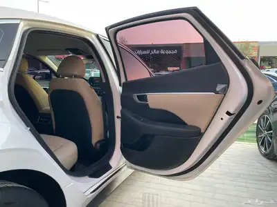 هونداي سوناتا 2020قياده ذاتيه داخلي بيج (بنزين)2.0L 22