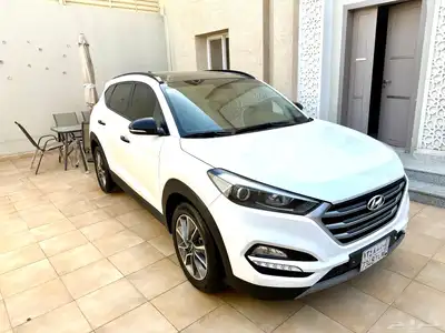 توسان بحالة الوكالة ( ديزل ) فل كامل 2018 ماكينة 2000 2