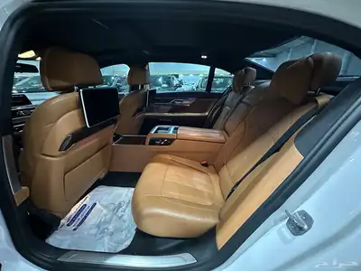 بي ام دبليو 730 موديل 2017 فل كامل 25