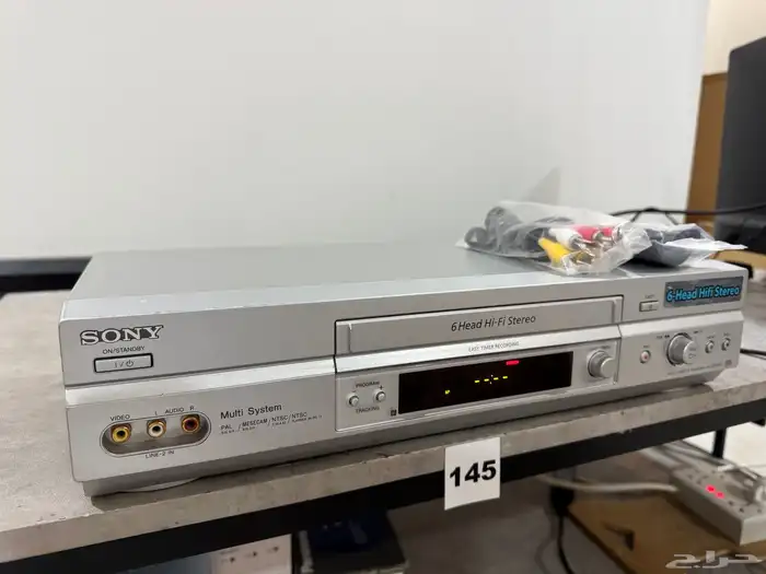 (تم البيع)جهاز فيديو (VHS) سوني 6 روس HI FI STEREO بند (145) 2