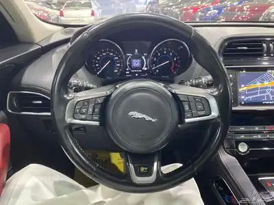 جاكور F pace 2017 فل كامل 24