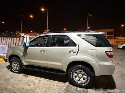 فورتشنر 2011 2