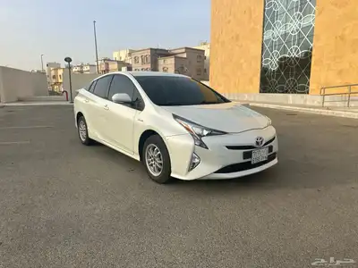 تويوتا بريوس 2017 مخزن ممشى 73 الف بحالة الوكالة 0