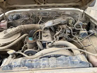 لاندكروزر خليجي موديل 85 10
