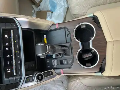 تويوتا لاند كروزر 2025 GXRL4 سعودي(بنزين)3.5L 14