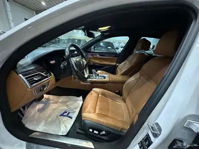 بي ام دبليو 730 موديل 2017 فل كامل 8