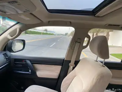 لاندكروزر مالك أول 9