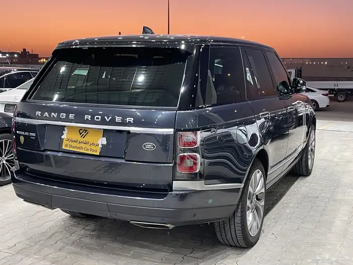 للبيع رنج روفر 2021 فل كامل p400سعودي 3