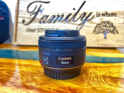 عدسه كانون البورتريه العزل 50mm 1.8 stm canon 0