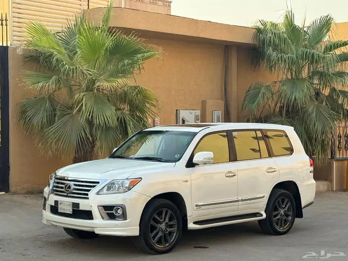 لكزس LX570 2010 مرهم 2015 0