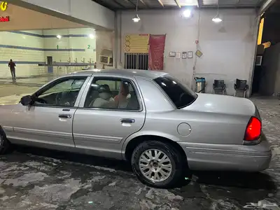 فورد فكتوريا 2003 14