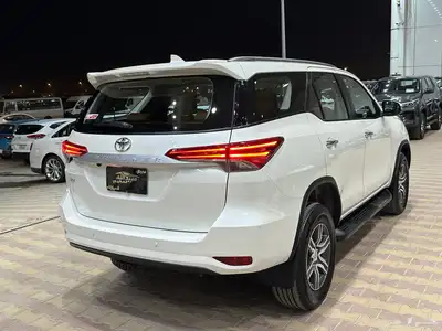 تويوتا فورشنر موديل 2022 دبل 4 سلندر 22