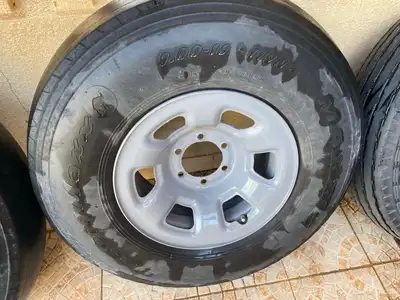 5 جنوط باترول حديد مع كفرات بالون 4