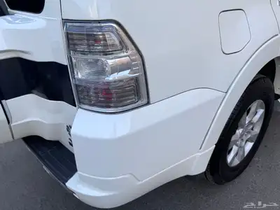 مستبيشي باجيرو GLS 2020 31