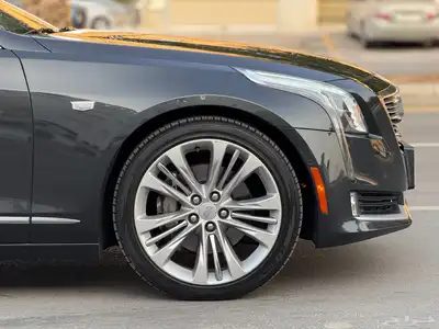 كاديلاك CT6 2017 بلاتينيوم نظيف 11