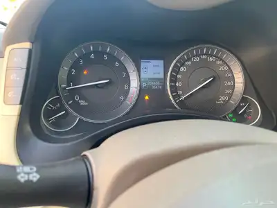 انفنتي Q70 2016 10