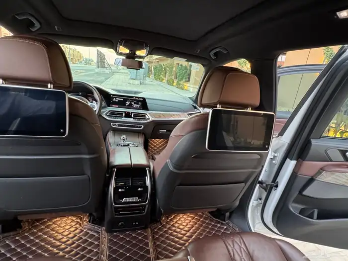 للبيع BMW X7 2020 MKITنظيف جدا for sale 16