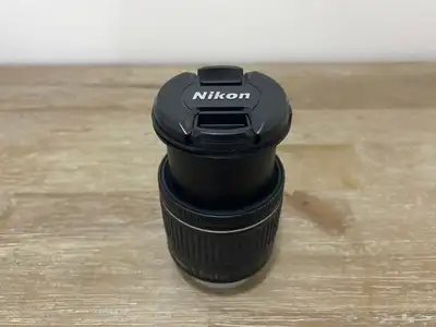 للبيع  كاميرا Nikon D5600 بحالة ممتازة 5