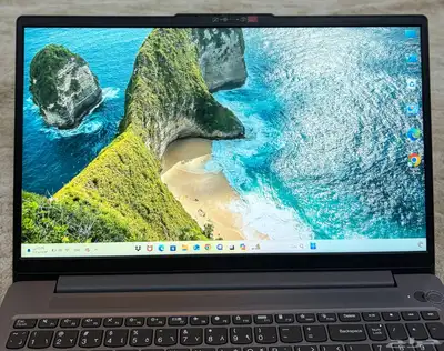 للبيع لابتوب لينوفو IdeaPad Slim 3 3