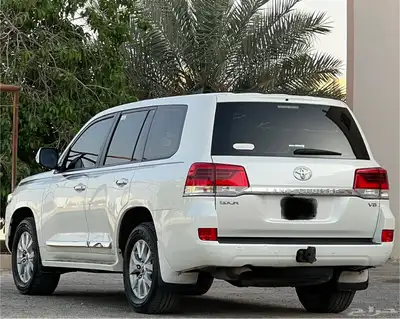 تويوتا لاندكروزر 2016 3