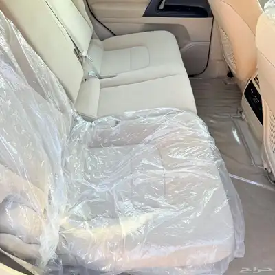 جيب لاندكروزر 2015 فل كامل مخزن 23