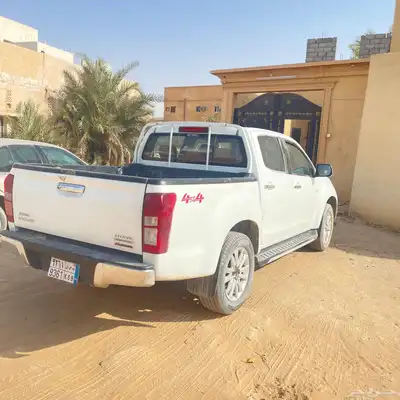 ايسوزو ديماكس 2021 3