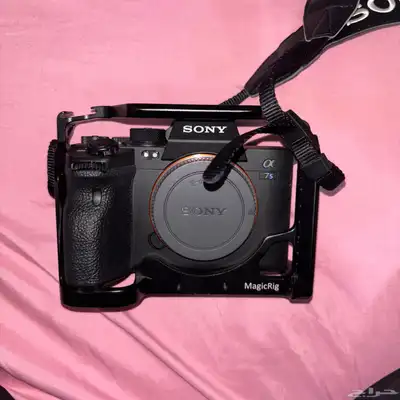 كميرة سوني a7siii مع عدسة و باقي اغراضه 2