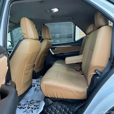 فورتشنر 2023 - 2800 ديزل مالك واحد بحالة الوكالة . 20