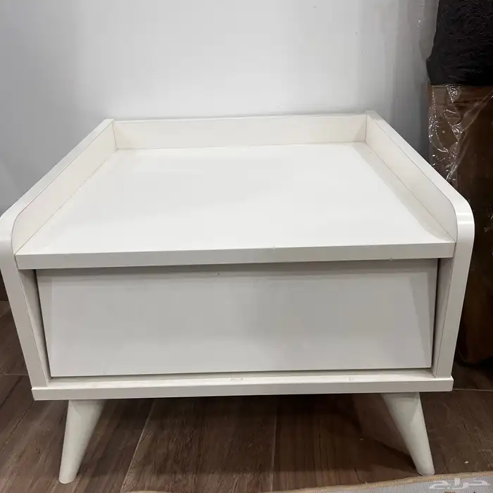كومدينة سرير( طاوله جانبيه لسرير) 1