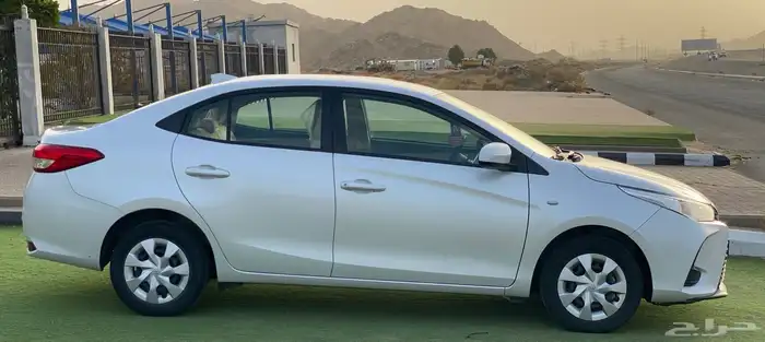ياريس بحاله الوكالة 2021 ممشي 5 الاف بدي بلد شبه زيرو 4