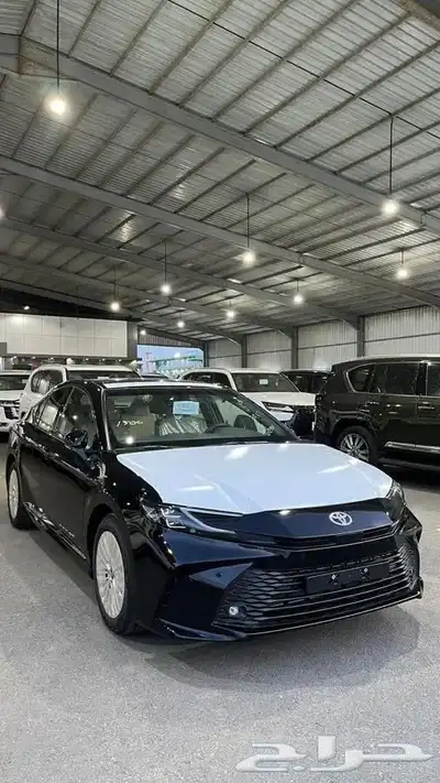 تويوتا كامري LE الموديل 2025 اللون اسود 0