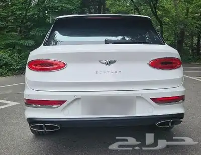 Bentley. bentayga موديل 2022 3