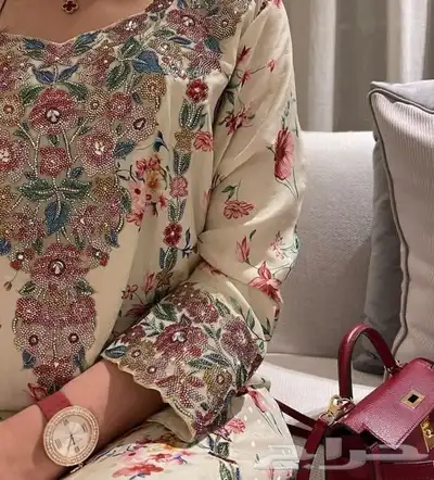 مخاوير امارتيه مع طرحه وبدون ألوان واشكال قطعه غير مخطيه 2