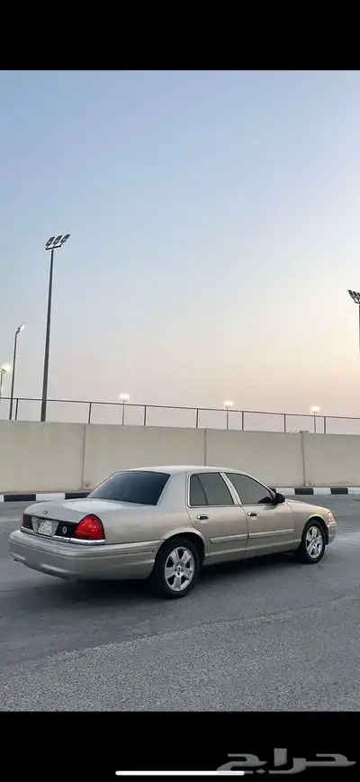 للبيع فورد 2011 1