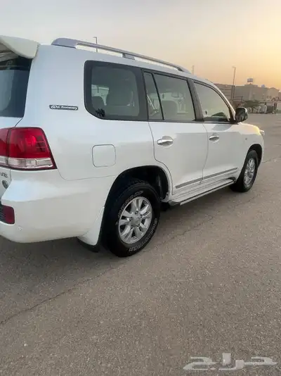 جيب جي اكس ار 2011 2