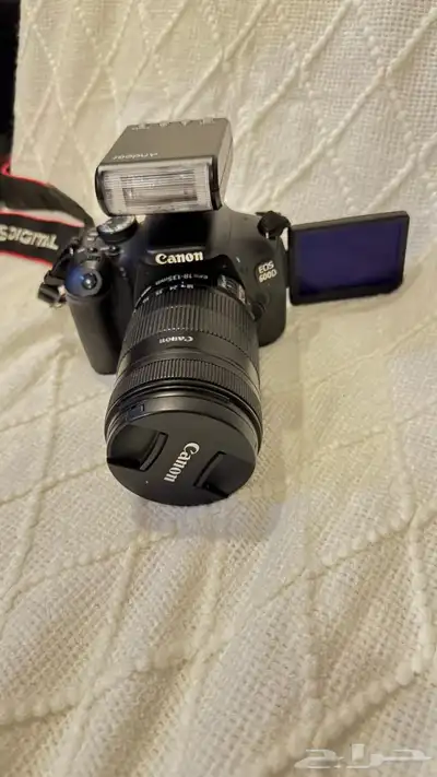 كاميرا كانون D600 2