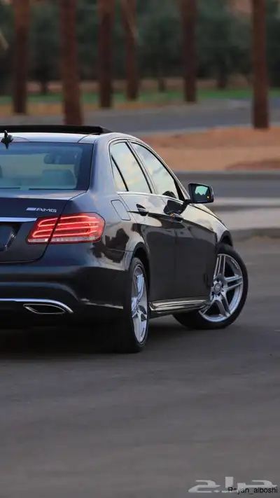 مرسيدس E300 2014 بحالة جيدة 5