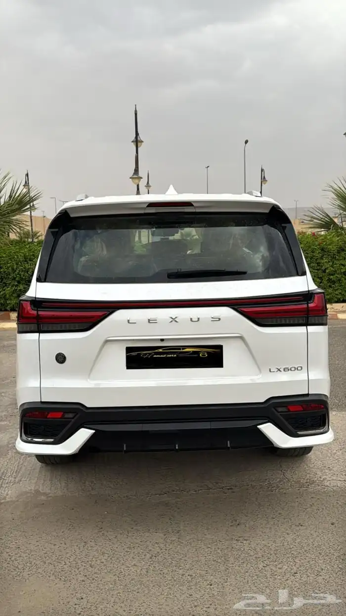 جيب لكزسBB LX600 2024 10