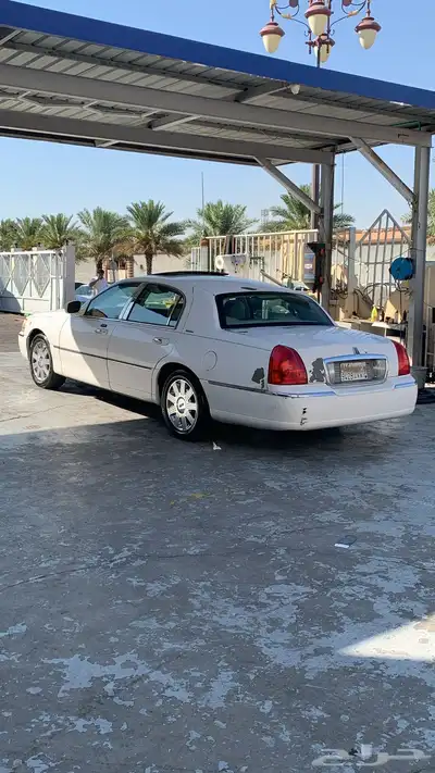 لنكولن تاون كار 10