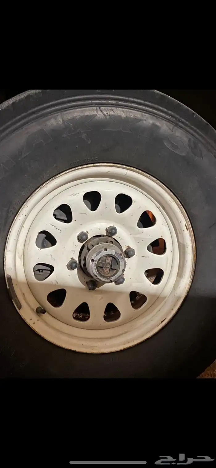 السلام عليكم للبيع الجنوط التوصيل على هذا الرقم 2