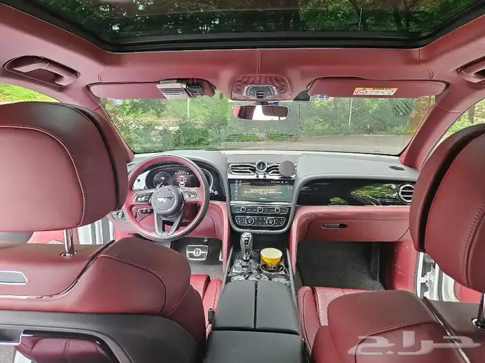 Bentley. bentayga موديل 2022 2