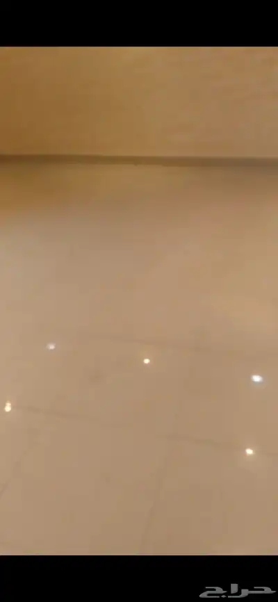 شقه من أربع غرف ودورتين مياه وصاله ومطبخ للايجار الشفا بدر 0